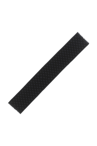 Scarf Seal Grey - 1