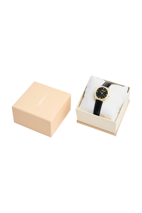 Watch Vivienne Black - 6